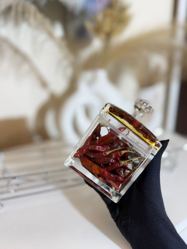 Luxury Acrylic Spice Jar Set with Metal Stand